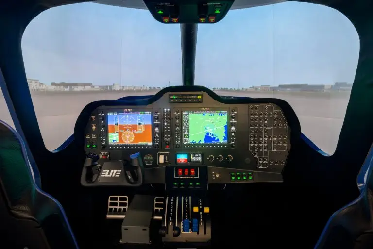 ELITE Tecnam P2006T Cockpit
